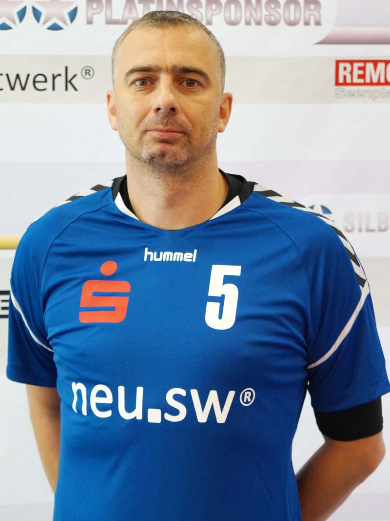 05 Irek Kaczmarczyk Position: RL, RM, RR